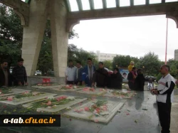 همایش بزرگ پیاده روی به مناسبت گرامیداشت هفته دفاع مقدس روز جمعه با شرکت دانشجومعلمان بسیجی به دور دریاچه شورابیل برگزار شد 3