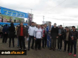 همایش بزرگ پیاده روی به مناسبت گرامیداشت هفته دفاع مقدس روز جمعه با شرکت دانشجومعلمان بسیجی به دور دریاچه شورابیل برگزار شد 8