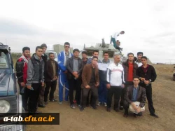 همایش بزرگ پیاده روی به مناسبت گرامیداشت هفته دفاع مقدس روز جمعه با شرکت دانشجومعلمان بسیجی به دور دریاچه شورابیل برگزار شد 9