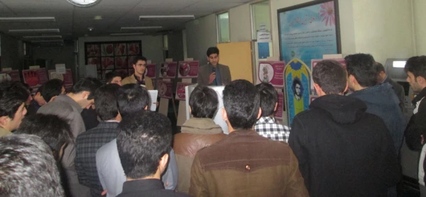 برگزاری تریبون آزاد 

با موضوع "اقتصاد مقاومتی" به مناسبت گرامیداشت هفته بسیج در پردیس  8