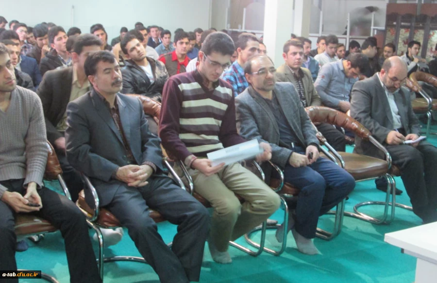 برگزاری  کرسی آزاد اندیشی و جلسه ی پرسش و پاسخ به مناسبت گرامی داشت روز دانشجو  با نمایندگان تشکّل های اسلامی و شورای صنفی شرکت کننده در همایش رویش  با حضور مسئولان دانشگاه فرهنگیان اردبیل 4