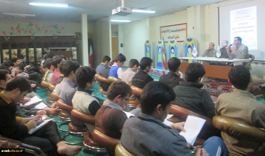 برگزاری میزگرد پژوهشی به مناسبت هفته پژوهش با عنوان

جایگاه و اهمیت کاربرد پژوهش در دانشگاه فرهنگیان 6