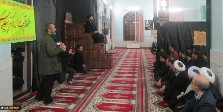 سلسله جلسات اخلاقی دکتر حسن عاملی نماینده ی محترم مقام معظّم رهبری در استان و امام جمعه محبوب اردبیل با حضور جمع کثیری از دانشجویان دانشگاه فرهنگیان اردبیل 3