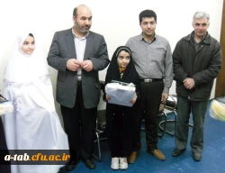 حضور نوجوانان در مراسم دریافت هدایای فرهنگی به مناسبت جشن تکلیف 5