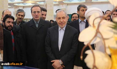 در آستانه ی ایام الله دهه ی فجر انجام شد:

تجدید میثاق با آرمانهای بنیانگذار کبیر انقلاب اسلامی