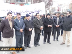 حضور پرشور اساتید، مدرسان، کارکنان و دانشجویان پردیس در راهپیمایی عظیم 22 بهمن به روایت تصویر 19
