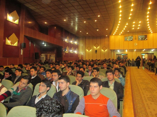 با حضور مسئولان استانی و خانواده های شهدای دانشگاه فرهنگیان اردبیل

برگزاری مراسم یادبود و یادواره ی شهدای گرانقدر دانشجو معلّم استان 4