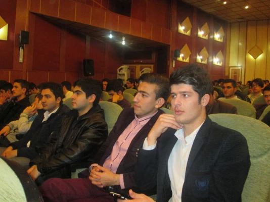 با حضور مسئولان استانی و خانواده های شهدای دانشگاه فرهنگیان اردبیل

برگزاری مراسم یادبود و یادواره ی شهدای گرانقدر دانشجو معلّم استان 5