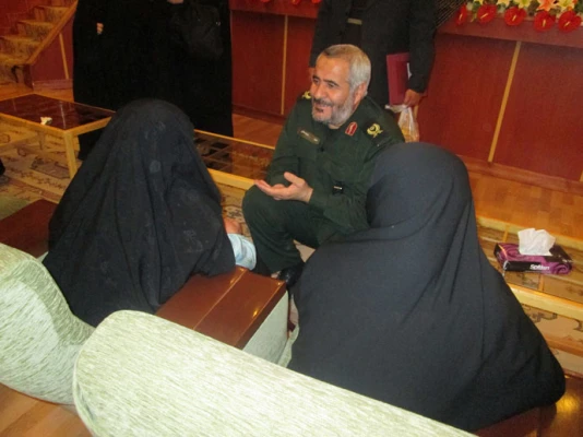 با حضور مسئولان استانی و خانواده های شهدای دانشگاه فرهنگیان اردبیل

برگزاری مراسم یادبود و یادواره ی شهدای گرانقدر دانشجو معلّم استان 19