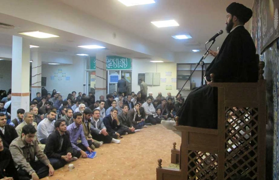 شرکت دانشجویان دانشگاه فرهنگیان اردبیل در 

سلسله جلسات اخلاقی نماینده ی محترم ولی فقیه در استان و امام جمعه محبوب اردبیل 4