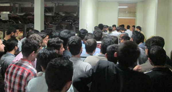 برگزاری همایش بصیرتی- سیاسی بررسی برجام و مسایل روز

با حضور کارشناس تحلیل گر مسائل سیاسی آقای حسین راد 12