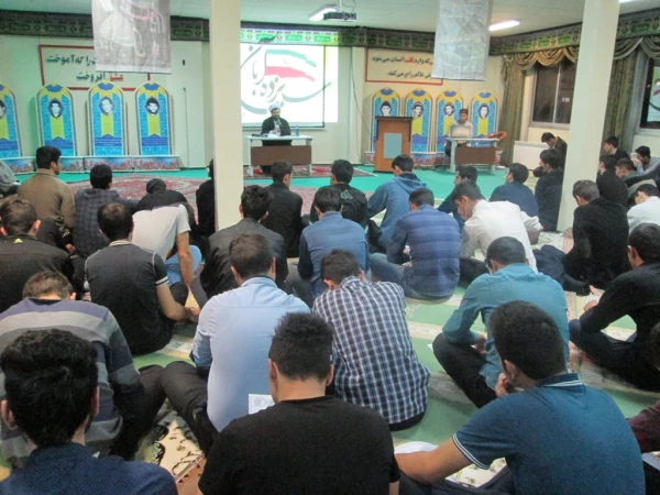 برگزاری همایش بصیرتی- سیاسی با موضوع"استکبار ستیزی"

با حضور حجه السلام والمسلمین  دکتر شـجاعی 5