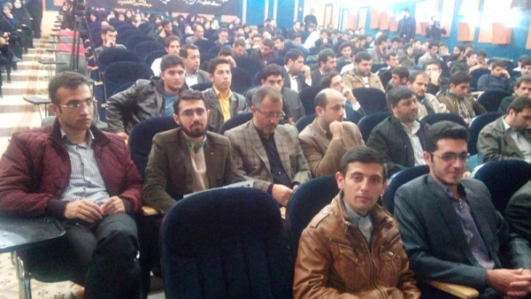 شرکت جهاد گران اردو های جهادی بسیج دانشجویی دانشگاه فرهنگیان اردبیل به همراه مدیّریت محترم امور استانی و رییس دفتر حوزه ی ریاست در همایش شکوه هجرت 4