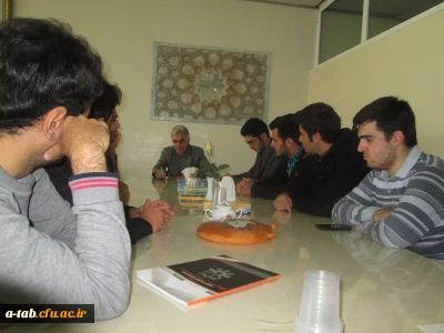 برگزاری نشست صمیمی شورای مرکزی و شورای تبیین مواضع بسیج دانشجویی دانشگاه فرهنگیان اردبیل با ریاست محترم و کارشناس مسوول فرهنگی پردیس علّامه طباطبایی(ره) به مناسبت هفته ی بسیج