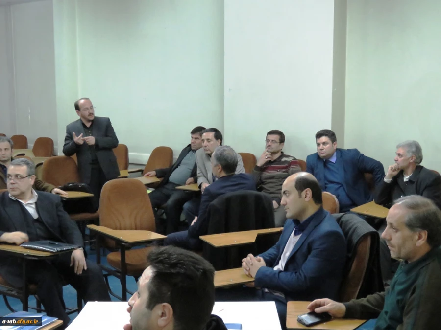دوّمین دوره ی کارورزی با حضور مدرسان درس کارورزی در نیمسال جاری و دیگر اعضای هیأت علمی استان در پردیس علامه طباطبایی اردبیل برگزار شد. 3