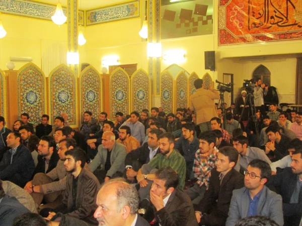 حضور  دانشجومعلّمان دانشگاه فرهنگیان اردبیل در

سلسله جلسات اخلاقی نماینده ی محترم ولی فقیه در استان و امام جمعه محبوب اردبیل 3