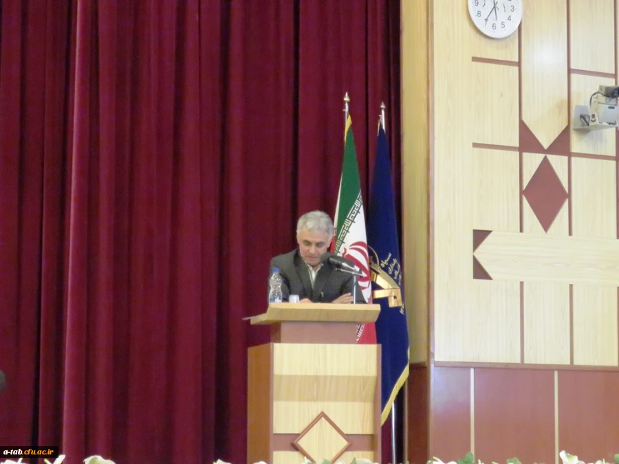 با حضور رئیس نهاد نمایندگی مقام معظم رهبری در دانشگاه های کشور

همایش روز معلم با محور تربیتی - فرهنگی در حیطه ی  تجلیل از مقام شامخ معلم با سخنرانی حجّه  الاسلام محمدیان، رئیس نهاد نمایندگی مقام معظم رهبری در دانشگاه های کشور به همّت دانشگاه فرهنگیان ا