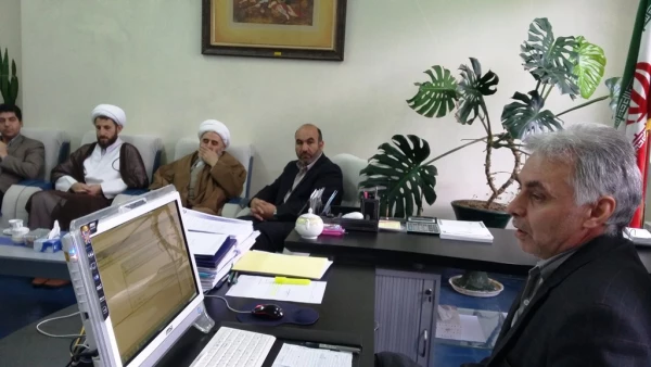 طّی جلسه­ ای مراسم تکریم و معارفه ی معاون آموزشی، پژوهشی و فرهنگی پردیس علّامه طباطبایی اردبیل برگزار شد:

            دانشگاه فرهنگیان بستر مناسب اقتصاد مقاومتی و نشر آن به کلّ جامعه­ ی اسلامی است 2