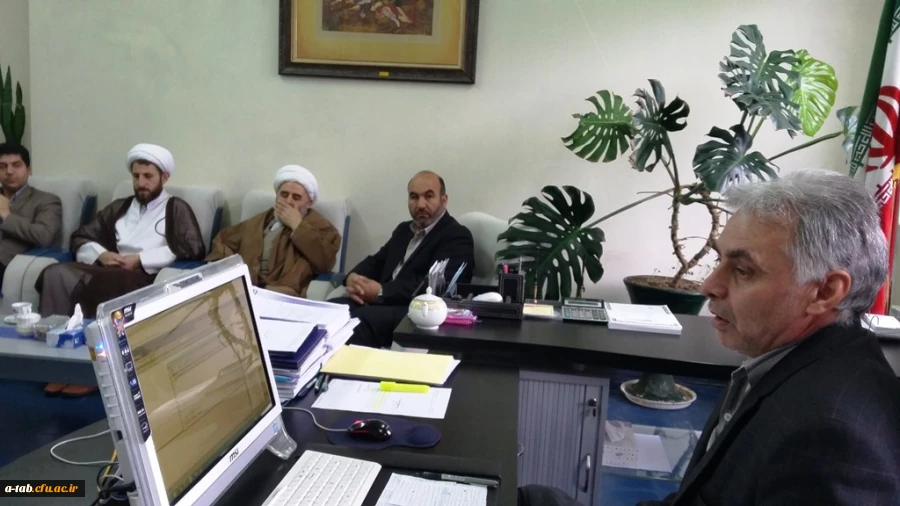 طّی جلسه­ ای مراسم تکریم و معارفه ی معاون آموزشی، پژوهشی و فرهنگی پردیس علّامه طباطبایی اردبیل برگزار شد:

            دانشگاه فرهنگیان بستر مناسب اقتصاد مقاومتی و نشر آن به کلّ جامعه­ ی اسلامی است 2