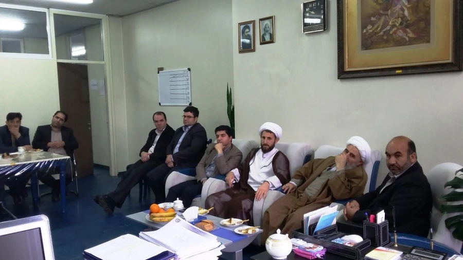 طّی جلسه­ ای مراسم تکریم و معارفه ی معاون آموزشی، پژوهشی و فرهنگی پردیس علّامه طباطبایی اردبیل برگزار شد:

            دانشگاه فرهنگیان بستر مناسب اقتصاد مقاومتی و نشر آن به کلّ جامعه­ ی اسلامی است 2