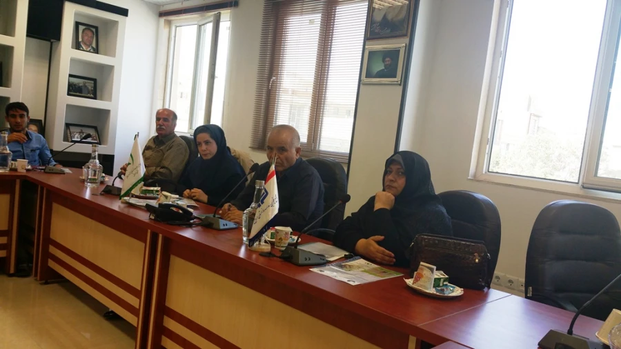 جهت آشنایی بیشتر دانشجو معلمان با راهکار 9 سند تحول بنیادین  آموزش و پرورش از مجمع خیرین  مدرسه ساز استان بازدید کردند 3