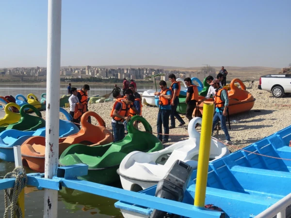 گزارش بازدید از مجتمع نمونه گردشگری شورابیل و مقبره ی شیخ صفی مهمانان طرح گردشگری و ایران شناسی 4