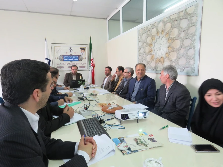 جلسه ی معاونان محترم اداره کلّ آموزش و پرورش  با دانشگاه فرهنگیان برای هماهنگی اجرای   «بررسی صلاحیت های عمومی و مصاحبه اختصاصی معرفی شدگان دو برابر ظرفیت رشته های مورد نیا ز آموزش و پرورش» 2