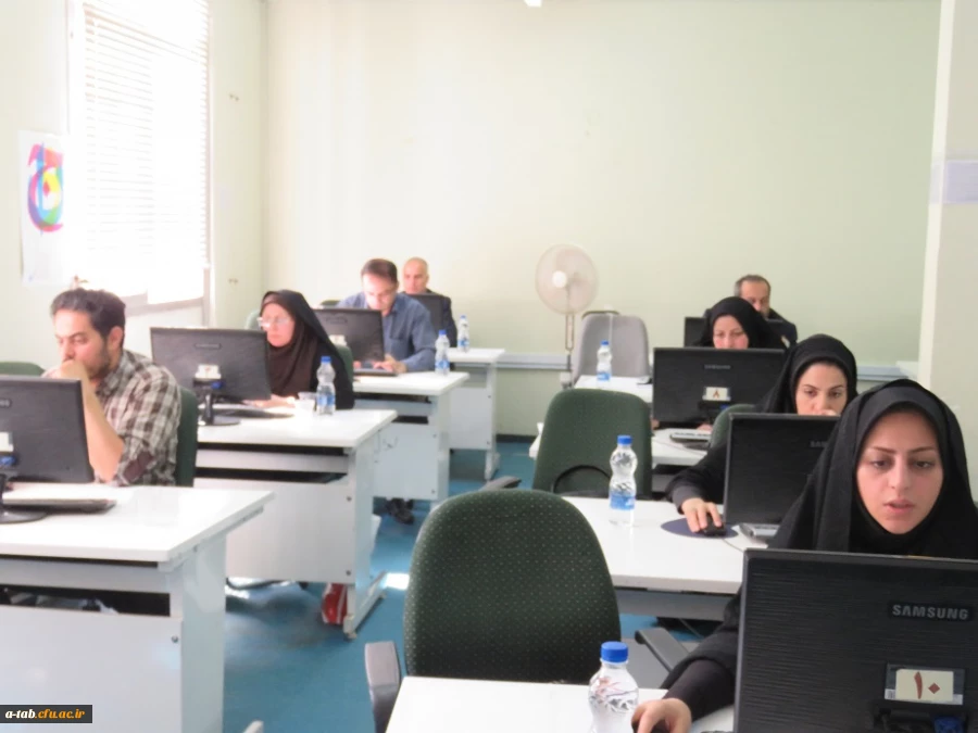 جلسه ی آزمون سرپرستان شبانه روزی دانشگاه فرهنگیان سراسر کشور هم زمان به صورت  online برگزار شد. 4