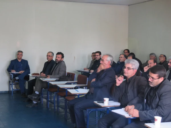 جلسه ی هماهنگی کارورزی با حضور مدیران میزبان و کارشناسان دانشگاه فرهنگیان 3