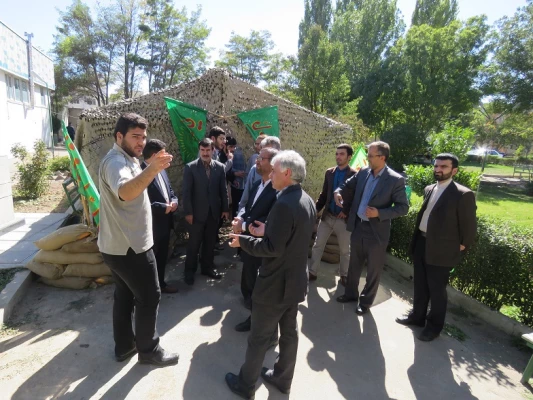 افتتاحیه ی نمایشگاه تحلیلی بصیرتی "بصیرت عاشورایی"

 3