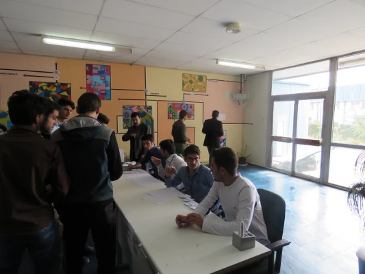 در پردیس علامه طباطبایی اردبیل برگزار شد:
انتخابات شورای صنفی-رفاهی دانشجومعلمان (آبان ماه1395) 2