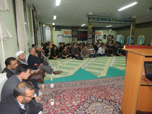 نشست بصیرتی فرهنگ و هنر  ادب پایداری در دانشگاه فرهنگیان اردبیل با حضور وقایع نگار، نویسنده و پژوهشگرادبیّات پایداری کشور، آقای مرتضی سرهنگی برگزار شد. 5