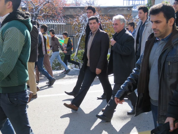 حضور پرشور مسئولان و دانشجویان پردیس علامه طباطبایی اردبیل در راهپیمایی استکبار ستیزی 13 آبان 4