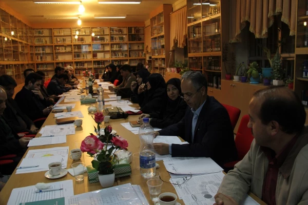 کارگاه کارورزی 1 و شیوه  ی کد گذاری ویژه اساتید کارورزی در دانشگاه فرهنگیان اردبیل  برگزارشد. 6