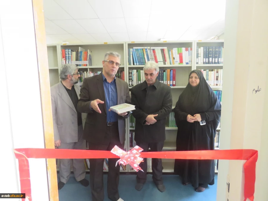 بازدید سرپرست محترم امور پردیس ها و معاونان از کتابخانه ها و افتتاح بخش مرجع 2