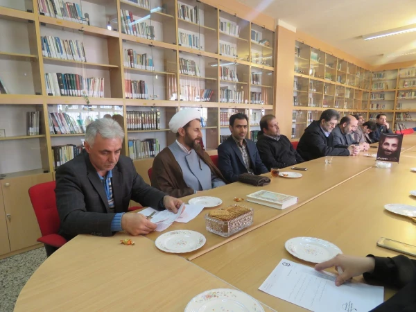 معاون توسعه و طرح منابع انسانی پردیس بنت الهدی  صدر اردبیل معرفی شد. 4