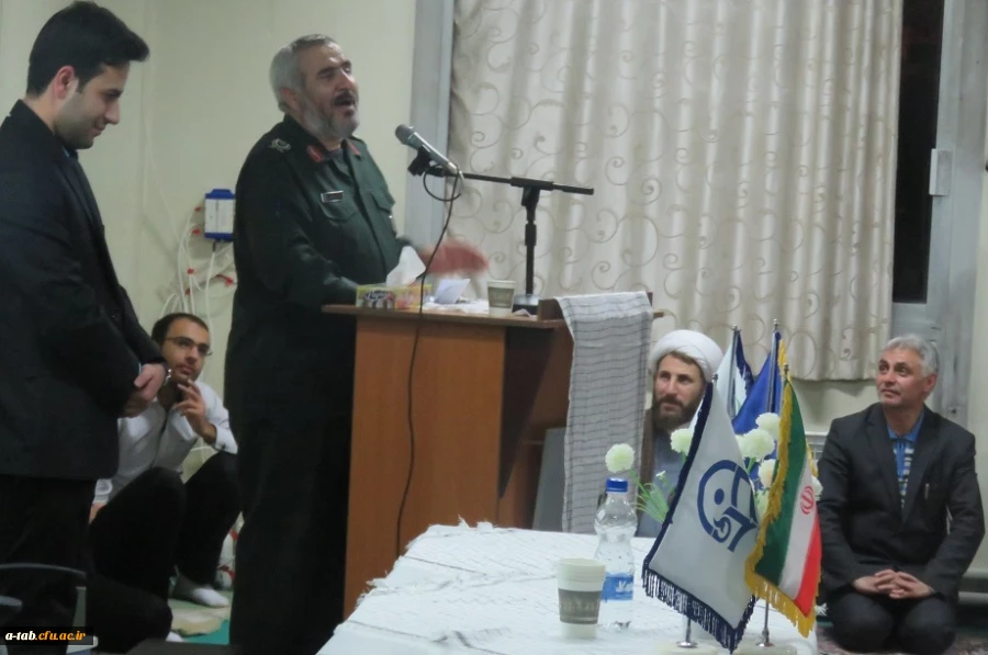 سردار بابازاده در مراسم روز دانشجو با اشاره به دانشجومعلّمان پردیس:

تک تک این جوانان پاک سرشت و چهره های نورانی و مؤمن ، برای فردای این مملکت و مرز و بوم یک سرباز تمام عیار خواهند بود. 12