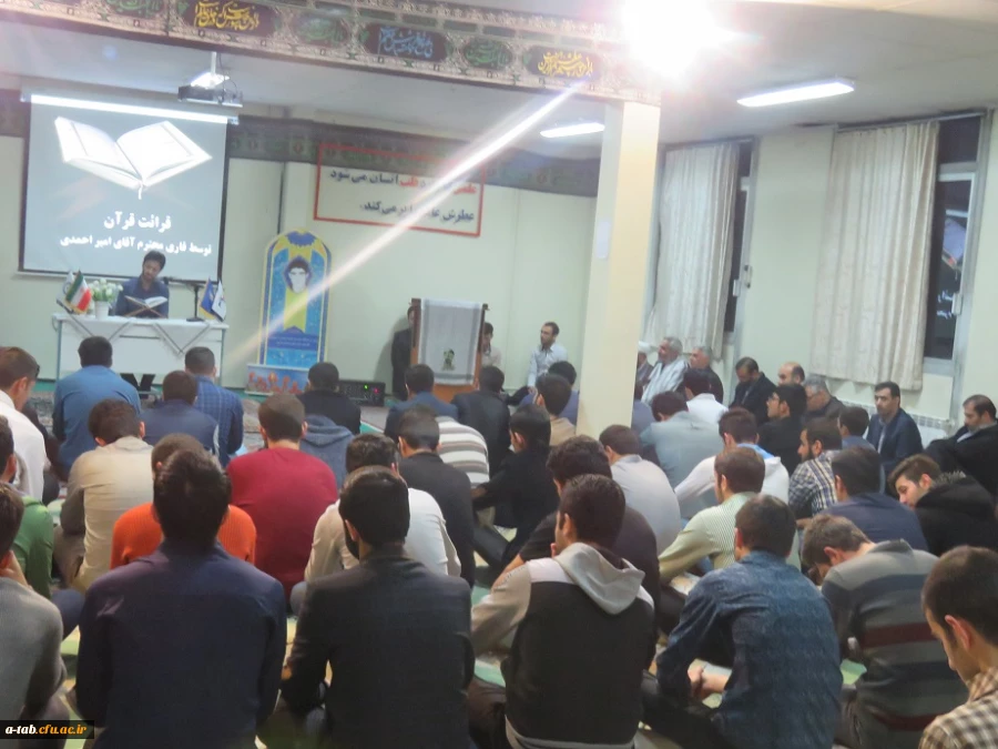 سردار بابازاده در مراسم روز دانشجو با اشاره به دانشجومعلّمان پردیس:

تک تک این جوانان پاک سرشت و چهره های نورانی و مؤمن ، برای فردای این مملکت و مرز و بوم یک سرباز تمام عیار خواهند بود. 20