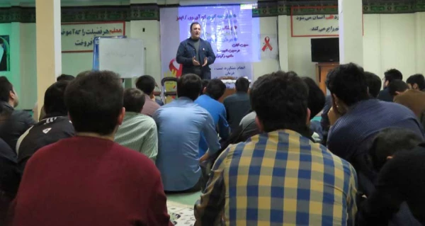برگزاری کارگاه راه های پیش گیری از بیماری های رفتاری در پردیس علامه طباطبایی اردبیل 3