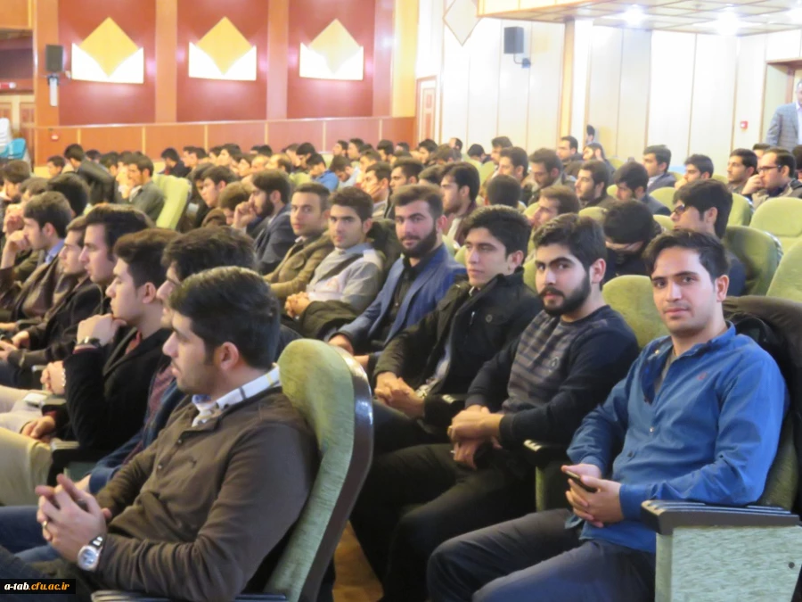 به مناسبت "9 دی" ، روز بصیرت و میثاق امّت با ولایت:

برگزاری همایش بزرگ "بصیرت تاریخی" در دانشگاه فرهنگیان استان اردبیل 6