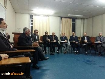 جلسه حلقه صالحین کانون بسیج اساتید دانشگاه فرهنگیان استان اردبیل با حضور جمعی از اساتید بسیجی ، روز یکشنبه مورخ 12/10/97 بعد از نماز مغرب و عشا در محل پردیس علامه طباطبایی اردبیل برگزار گردید. 2