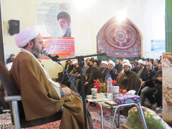 همزمان با آغاز سی و هشتمین سالگرد پیروزی شکوهمند انقلاب اسلامی:

شرکت دانشجومعلّمان در جشن بزرگ انقلاب در امامزاده سیدصدرالدّین 5