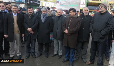 همزمان با ملت غیور ایران اسلامی

شرکت اساتید، کارکنان و دانشجومعلّمان پردیس علّامه طباطبایی اردبیل در راه پیمایی شکوهمند 22 بهمن