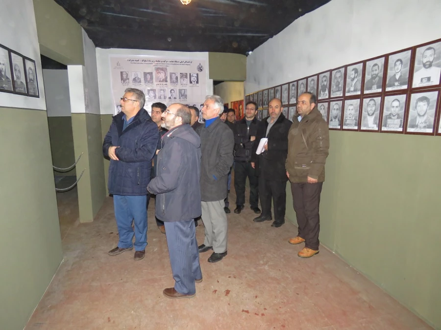 به مناسبت دهه مبارک فجر

بازدید سرپرست مدیریت استانی، اساتید و کارکنان دانشگاه فرهنگیان استان از نمایشگاه عبرت ایران در اردبیل 2