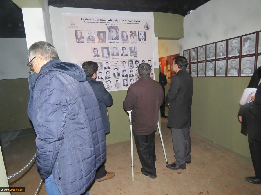 به مناسبت دهه مبارک فجر

بازدید سرپرست مدیریت استانی، اساتید و کارکنان دانشگاه فرهنگیان استان از نمایشگاه عبرت ایران در اردبیل 2