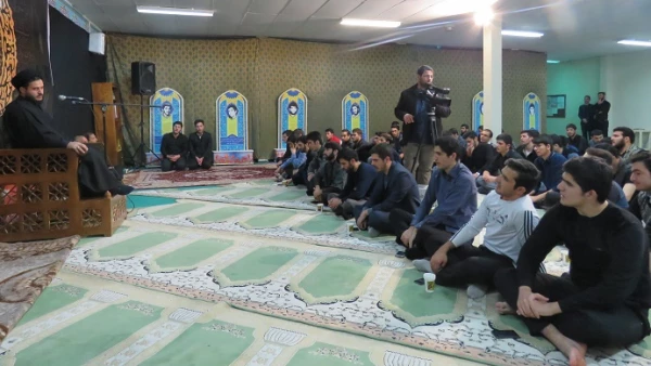 حجّه الاسلام احمدی در مراسم عزاداری شهادت حضرت فاطمه زهرا(س) در پردیس علّامه طباطبایی اردبیل:

خدای متعال "انقلاب اسلامی" و "ولایت فقیه" را به مردم ایران هدیه غیبی عطا فرموده است. 2