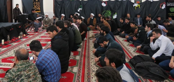 با حضور در دانشگاه علوم پزشکی اردبیل:

شرکت دانشجومعلّمان، اساتید و کارکنان پردیس علّامه طباطبایی در جلسه ی درس اخلاق حضرت آیت الله عاملی  9