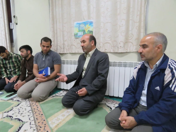 برگزاری جلسه ی توجیهی ویژه ی اعتکاف برای دانشجومعلّمان ثبت نام کننده 2