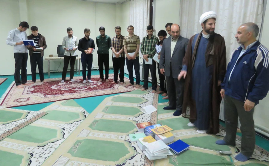 برگزاری جلسه ی توجیهی ویژه ی اعتکاف برای دانشجومعلّمان ثبت نام کننده 5