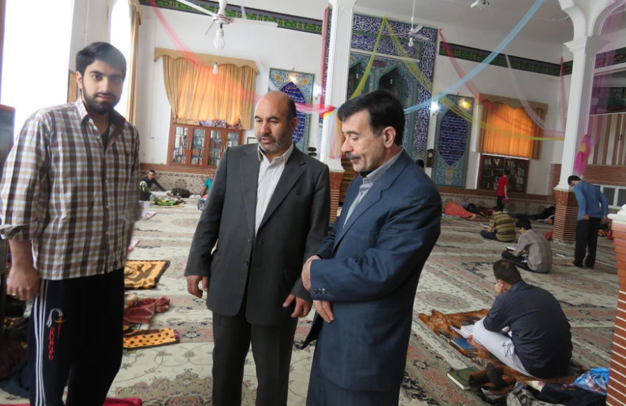 در مسجد امام علی(ع)  شهرک کارشناسان اردبیل:

حضور مسؤولان دانشگاه فرهنگیان اردبیل در جمع دانشجومعلّمان معتکف 2